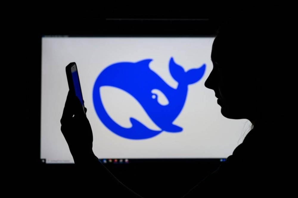 لماذا طلبت ألمانيا من آبل وجوجل إزالة «DeepSeek»؟