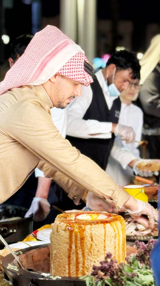 شباب النماص يصنعون فرصهم..  حضور لافت في المشهد السياحي