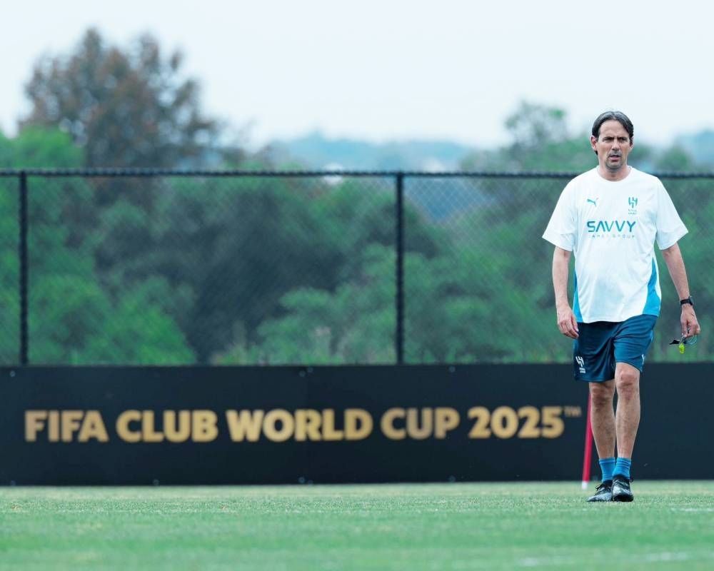 إنزاغي يوقف أفراح الهلال ويفتح ملف «فلومينينسي»