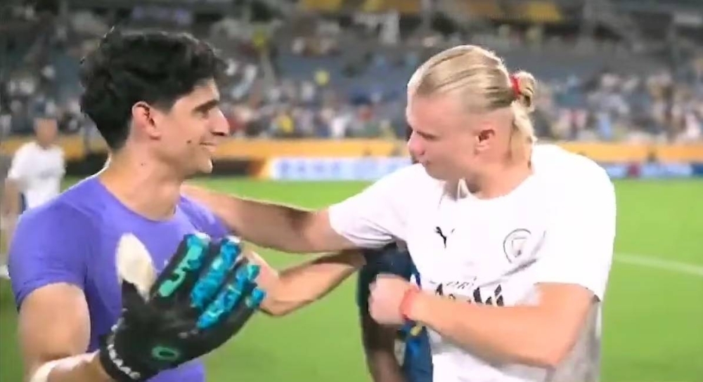 بعدما حرمه من التأهل.. هالاند لـ«بونو»: تعال معنا!