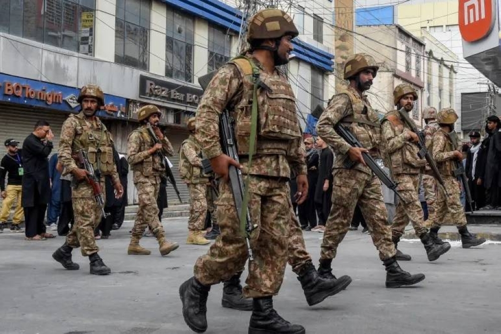 باكستان: مقتل 30 مسلحاً حاولوا التسلل من أفغانستان