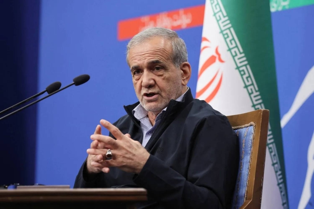 وكالة أنباء «فارس»: إصابة الرئيس الإيراني في ساقه خلال الحرب مع إسرائيل
