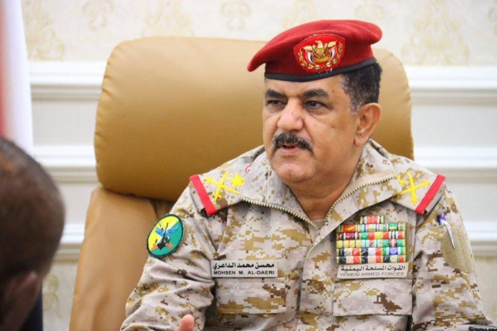 ‏وزير الدفاع اليمني يناقش مع سفيري السودان واليابان تطورات الأوضاع وتداعيات الإرهاب الحوثي