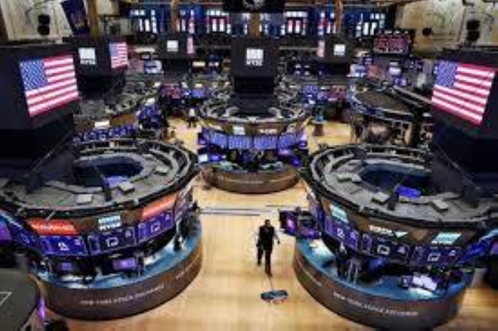 رغم ضغوط «الرسوم».. «S&P» و«ناسداك» يسجلان مكاسب أسبوعية