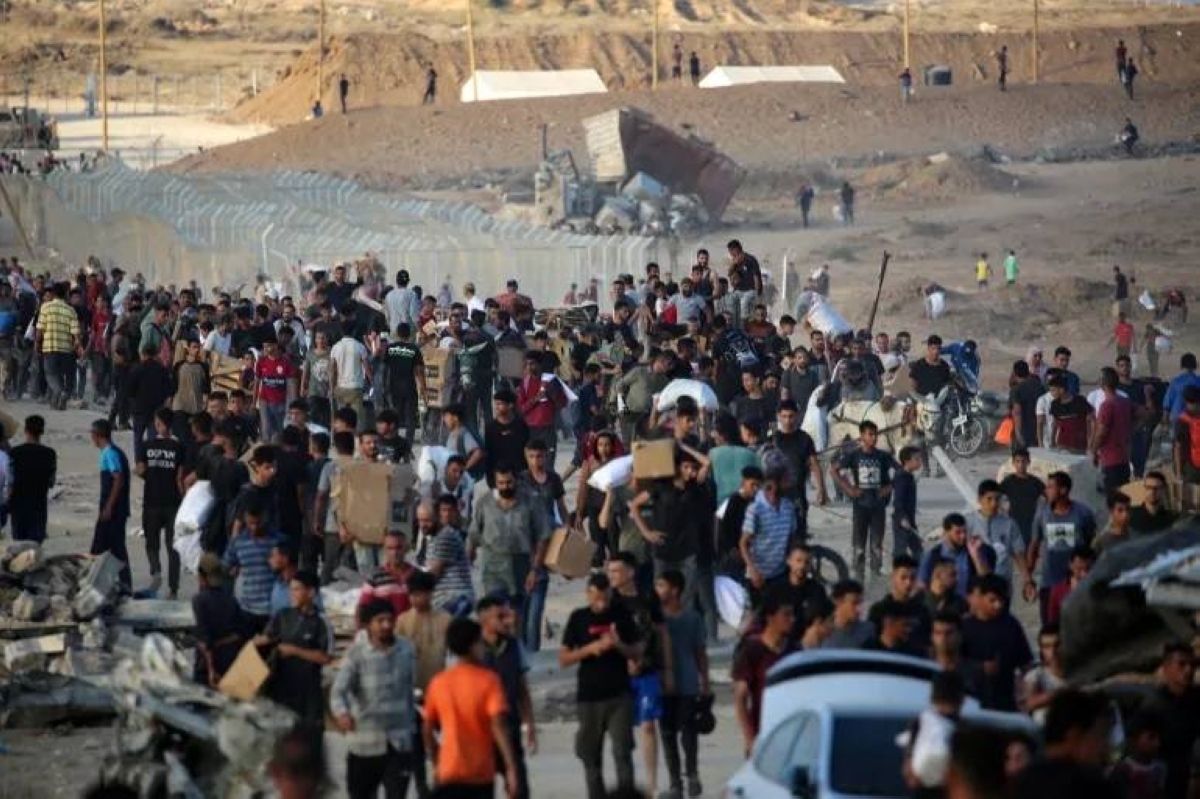 مقتل 25 فلسطينياً بينهم منتظرو مساعدات في غزة