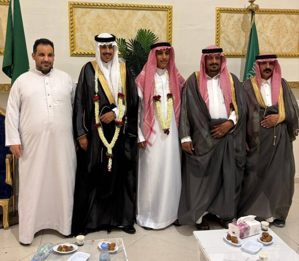 «بن قادش» يودع حياة العزوبية