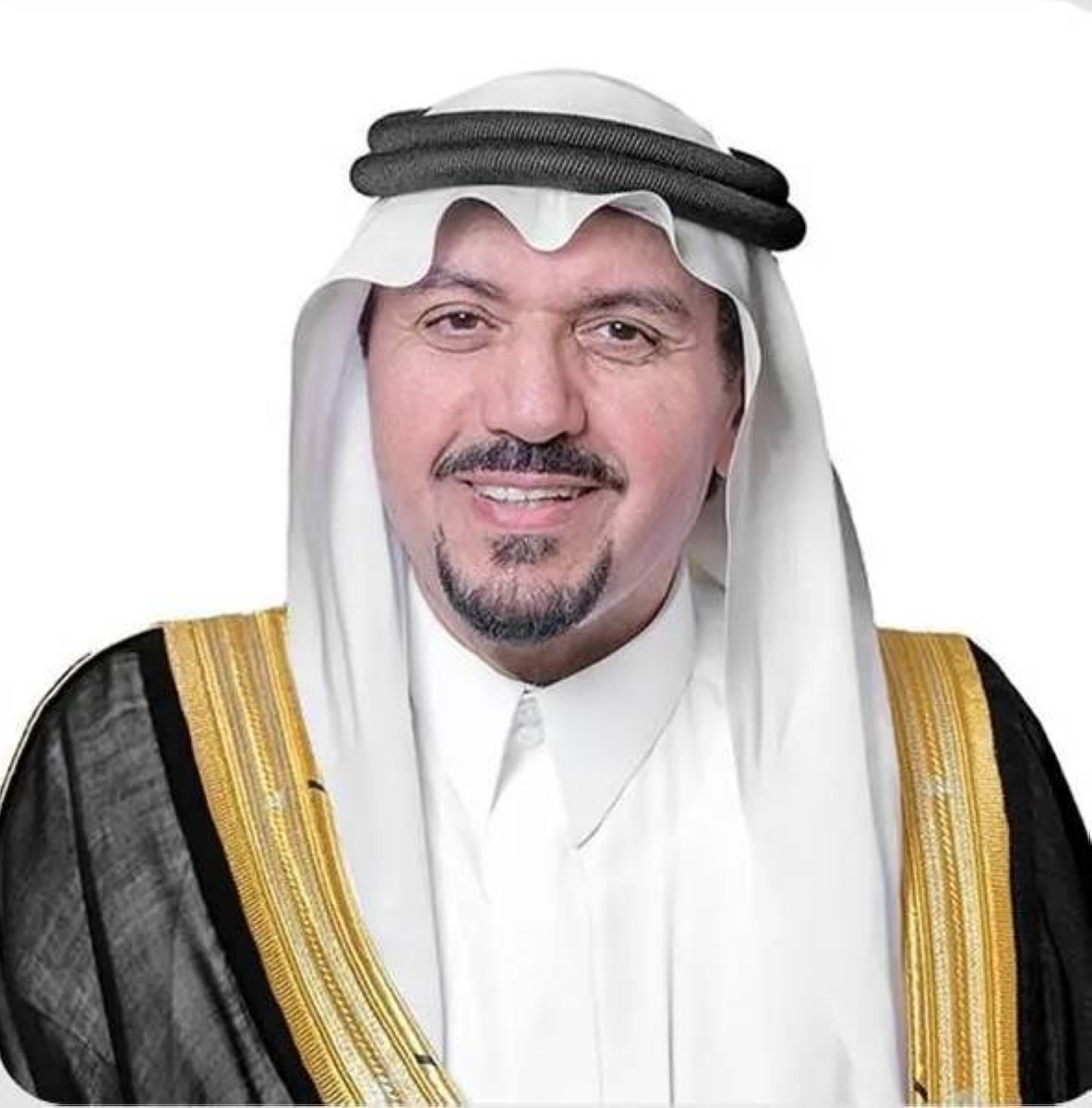 أمير القصيم يثمّن تبرّع مواطن بمبنيين مدرسيين