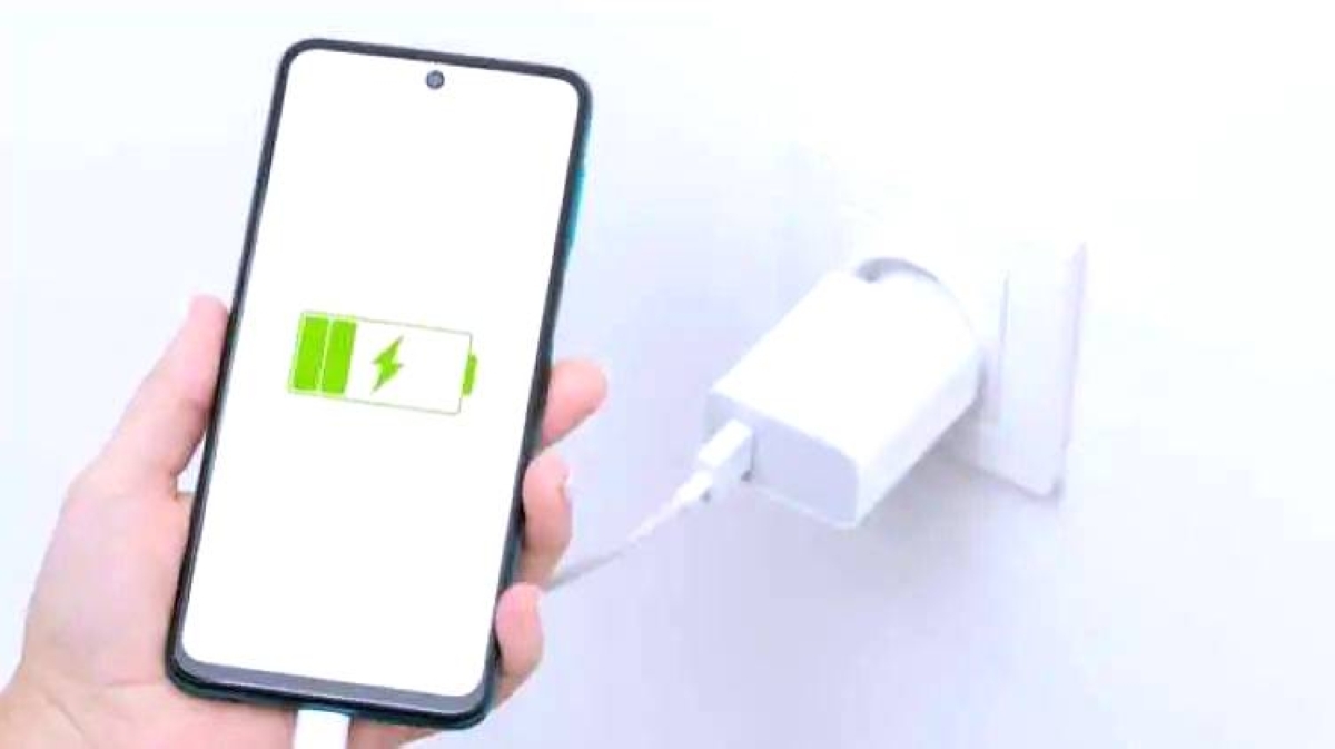 احذرها.. 3 أخطاء شائعة في الشحن تتلف هاتفك تدريجياً