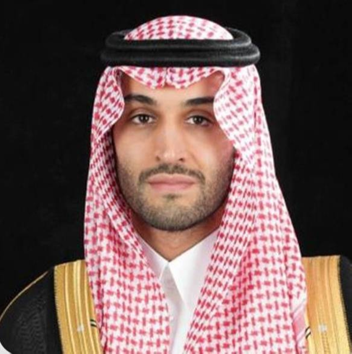 نائب أمير الجوف يعزي مدير مكافحة المخدرات بالمنطقة في وفاة والده