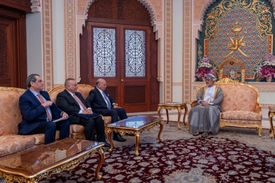 جلالة السُّلطان المعظم يتسلّم رسالة خطيّة من الرئيس العراقي