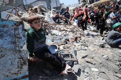 إستشهاد 105 فلسطينيين بنيران إسرائيلية في غزة .. والجوع يتفاقم مع إغلاق عشرات المرافق الخيرية