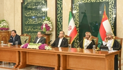 الرئيس الإيراني: نسعى لرفع التبادل التجاري مع سلطنة عمان إلى 30 مليار دولار