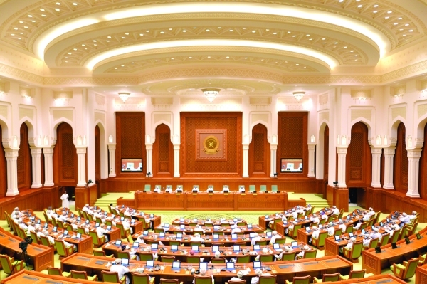 Majlis Ash'shura to discuss key draft laws and agreements