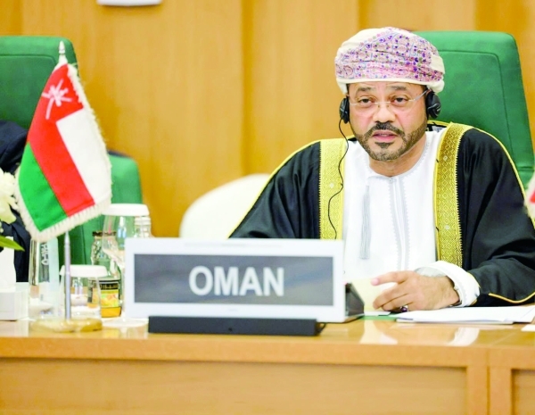 Oman warns against bid to displace Palestinians
