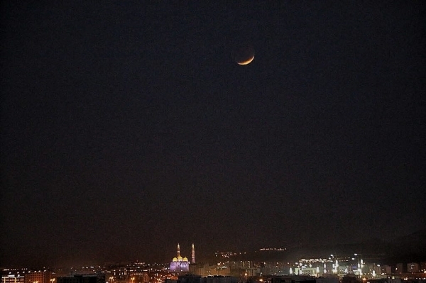 Oman to witness total lunar eclipse on Thursday