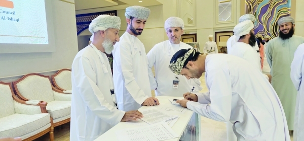 Nizwa hosts 'Taaruf' event to promote culture, Islamic values