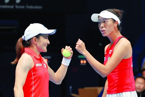 USA, Japan win to qualify for BJK Cup finals
