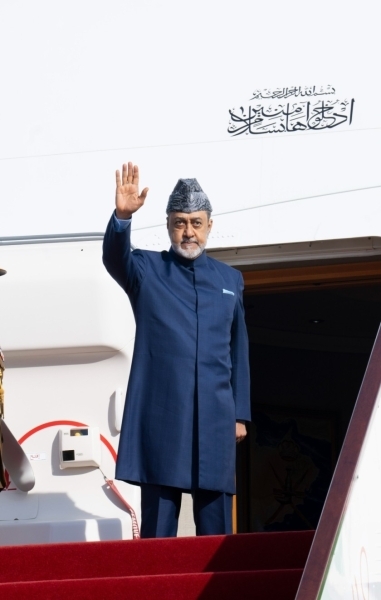 HM leaves the Netherlands