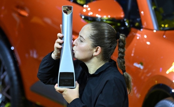 Ostapenko stuns Sabalenka to win Stuttgart title