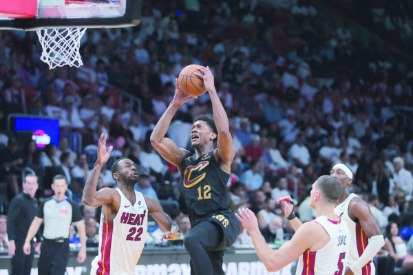 Cavaliers sweep Heat with record-setting blowout