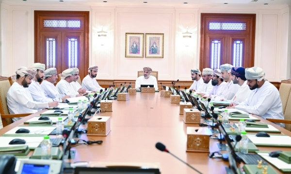 Shura Office reviews responses to parliamentary questions