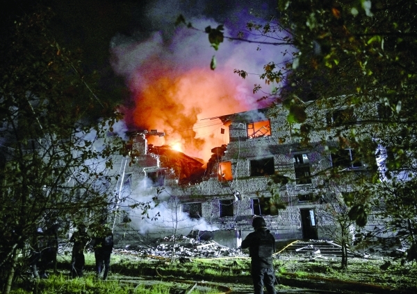 US officials renew calls for Ukraine, Russia to seek peace