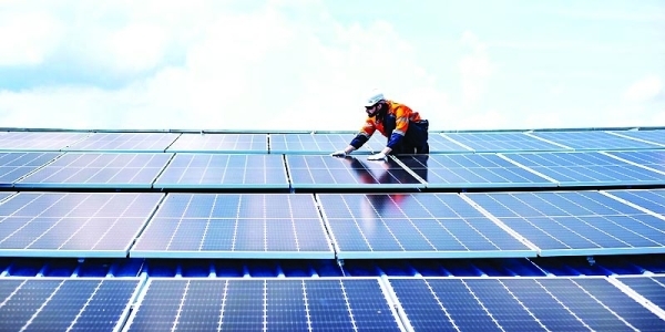 Oman emerges as regional hub for renewable energy equipment manufacturing