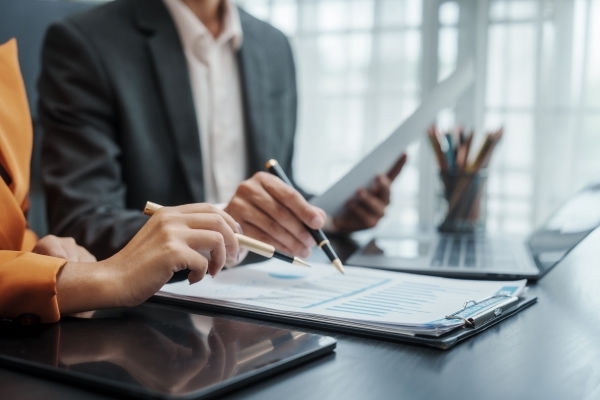 Over 245,000 firms employ zero Omani citizens, workforce relies on 1.1m expatriates