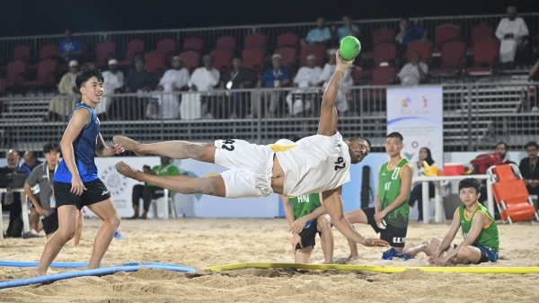 Oman blank Hong Kong to secure slot in Asian quarters