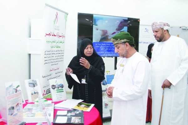 Awareness seminar highlights safe online shopping in Nizwa