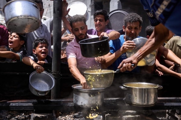 Nations threaten action against Israel if Gaza offensive carries on