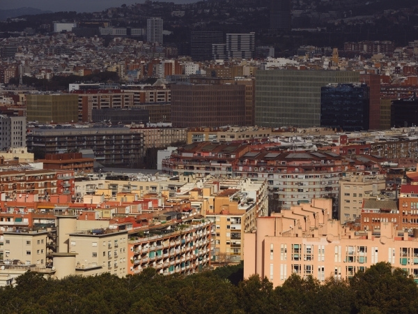 Spain orders Airbnb to take down 66,000 rental listings