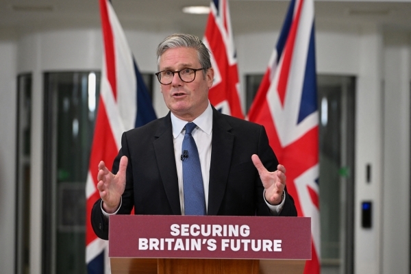 UK signs Chagos deal with Mauritius to seal future of US-UK air base