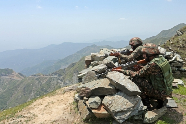 Indian soldier killed in battle with gunmen