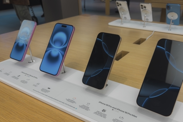 Is Trump's ‘Made in America' iPhone a fantasy?