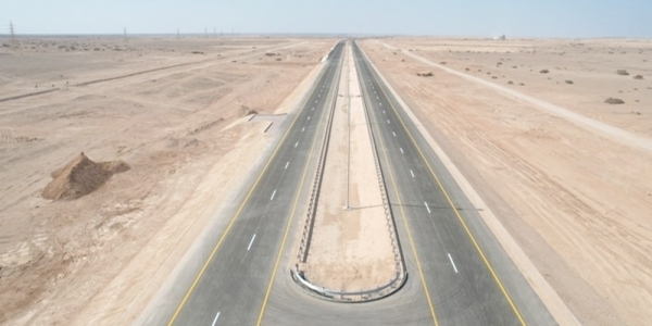 70% of Duqm Airport–Ras Markaz dual carriageway complete