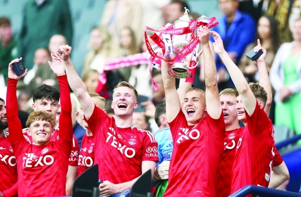 Aberdeen defeat Celtic to win Scottish Cup