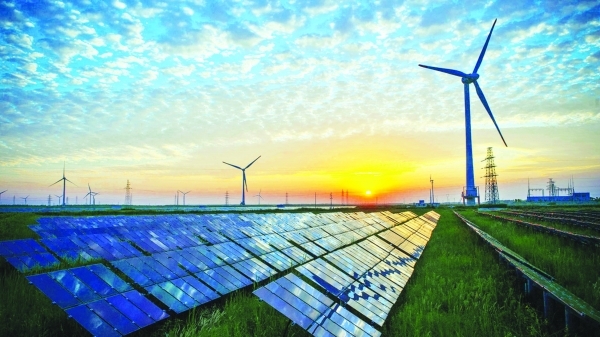 Private sector must absorb premiums to accelerate energy transition