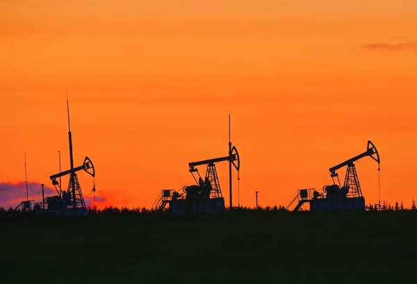 Oil prices climb as US court blocks Trump tariffs