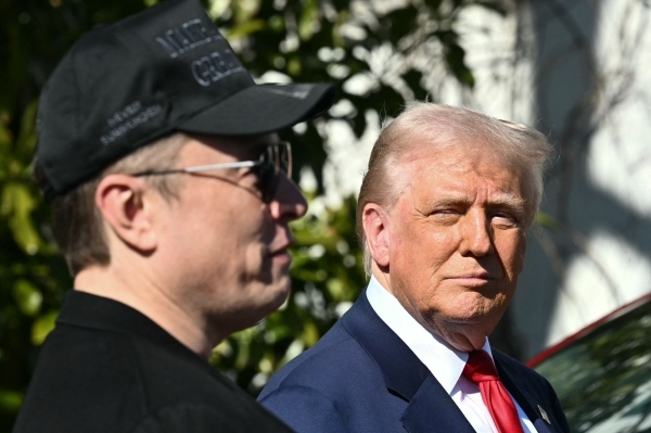 Trump signals fresh trade tensions with China