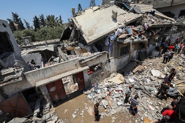 Gaza rescuers say Israeli fire kills 31 near aid site