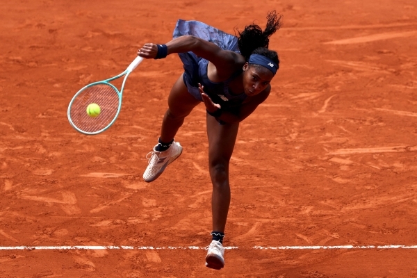 Gauff and Andreeva sweep into French Open quarters