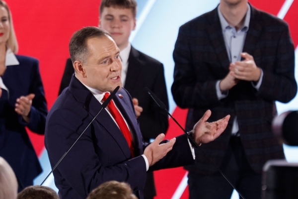 Polish Nawrocki wins presidency in setback for pro-EU govt