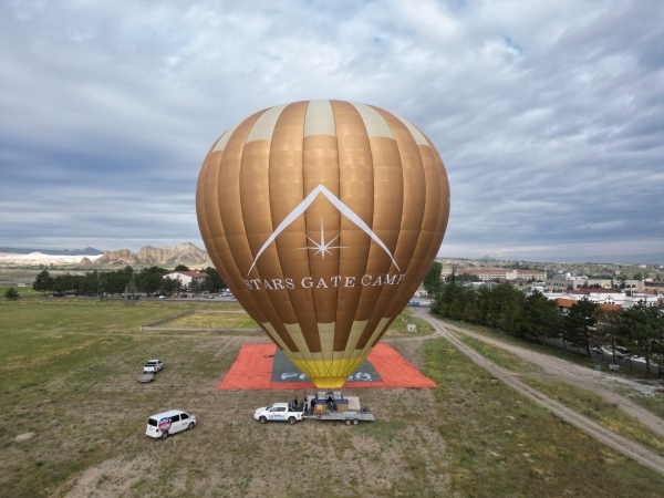 Oman launches first tourist hot air balloon project in Türkiye