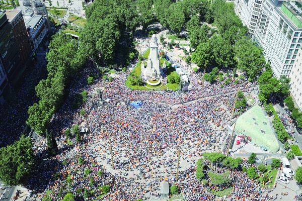 Tens of thousands join protest in Madrid