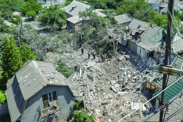 Russia, Ukraine swap first prisoners in large-scale exchange