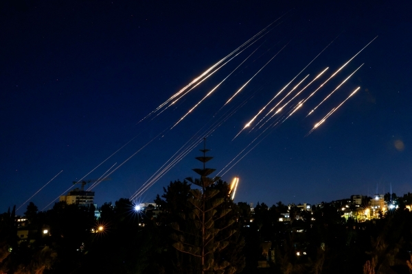 Iran fires fresh wave of missiles at Israel