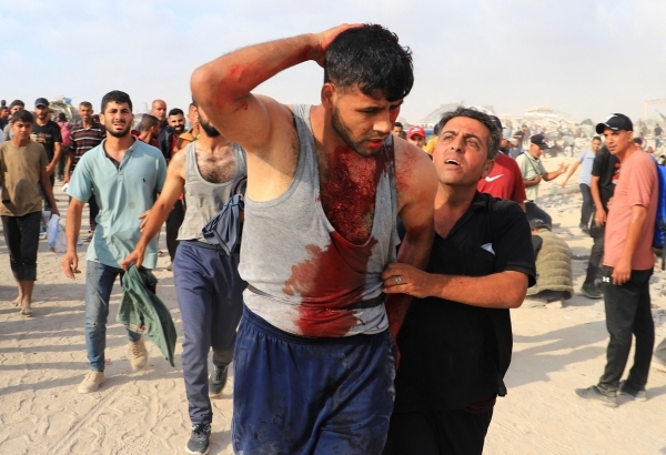 Gaza rescuers say Israeli forces killed 21 people waiting for aid