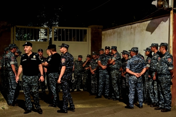 Police, clergy scuffle in Armenia as standoff escalates