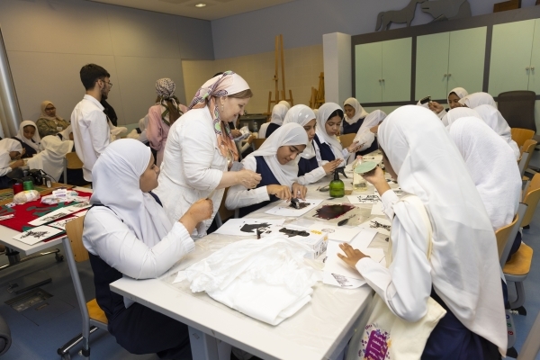 Oman showcases cultural heritage at Chechen University
